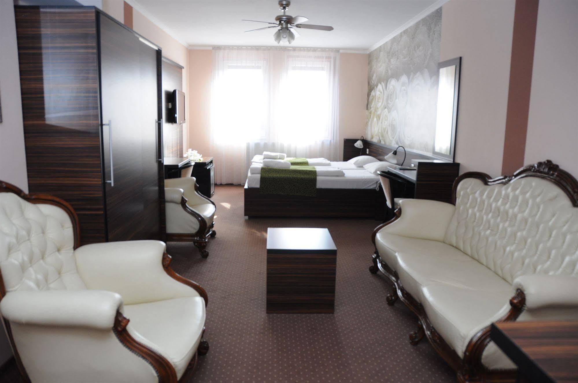 Green Hotel Budapest Szálloda 4*